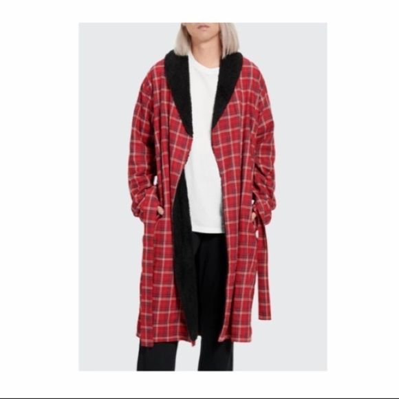 NEW
UGG
Men's Kalib Fleece-Lined Plaid Robe - Picture 6 of 16